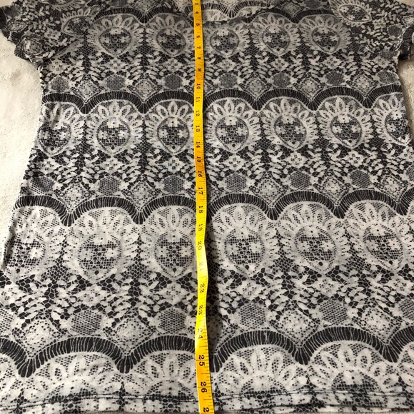 Joe fresh T-shirt black and white sheer size XL - Picture 4 of 11
